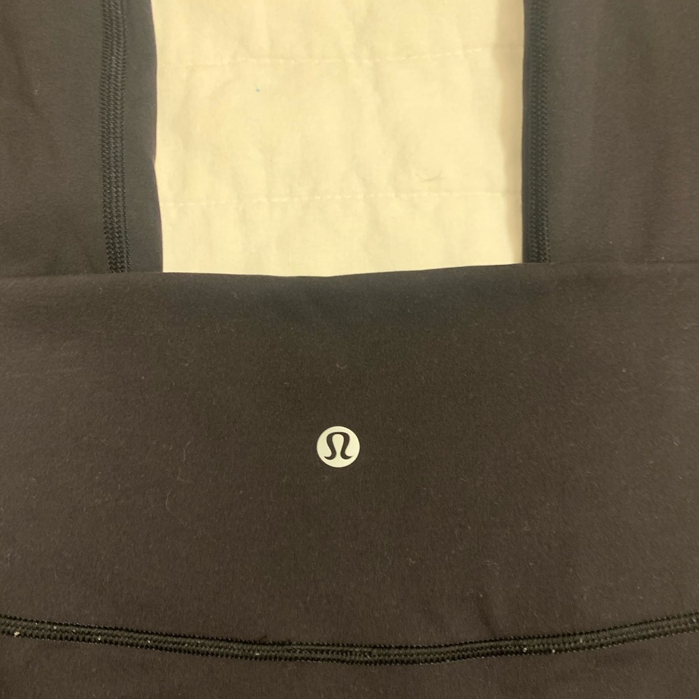 Black lululemon leggings size:2 - Picture 3 of 6
